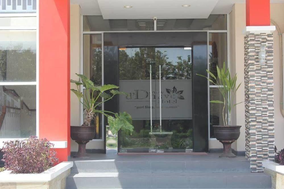 New D'Dhave Hotel Παντάνγκ Εξωτερικό φωτογραφία